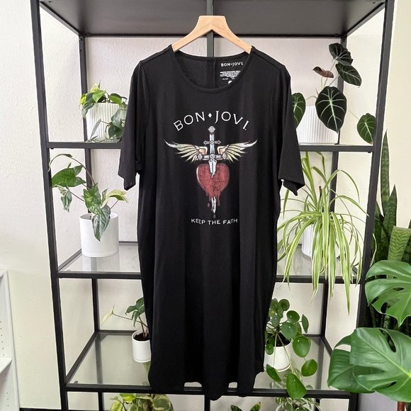 Black Graphic T-Shirt Dress - Picture 1 of 4